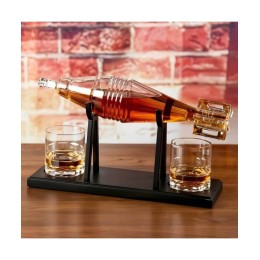 5 powodów, dla których karafka z grawerem to must-have w domowym barku